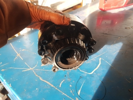 Massey Ferguson 6160, 6170, 5455, 390t 6180 Front Axle Differential 3429476m92 - Différentiel pour Tracteur agricole: photos 3 Massey Ferguson 6160, 6170, 5455, 390t 6180 Front Axle Differential 3429476m92 - Différentiel pour Tracteur agricole: photos 3