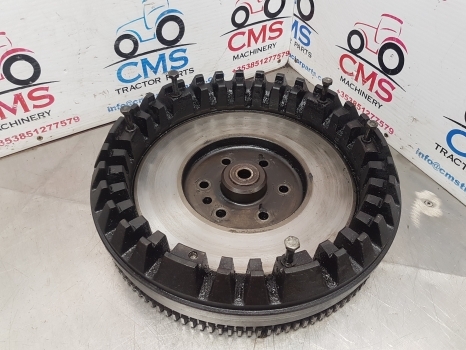 Massey Ferguson 65 Mk1 Engine Flywheel Mf65 - Volant moteur pour Tracteur agricole: photos 4 Massey Ferguson 65 Mk1 Engine Flywheel Mf65 - Volant moteur pour Tracteur agricole: photos 4