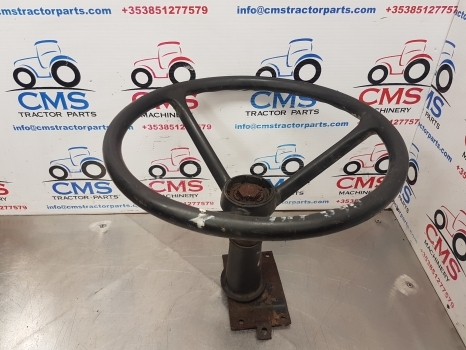 Massey Ferguson 698t, 675, 690, 1004 Steering Wheel And Column 674232m1 - Volant pour Tracteur agricole: photos 2 Massey Ferguson 698t, 675, 690, 1004 Steering Wheel And Column 674232m1 - Volant pour Tracteur agricole: photos 2