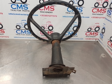 Massey Ferguson 698t, 675, 690, 1004 Steering Wheel And Column 674232m1 - Volant pour Tracteur agricole: photos 4 Massey Ferguson 698t, 675, 690, 1004 Steering Wheel And Column 674232m1 - Volant pour Tracteur agricole: photos 4
