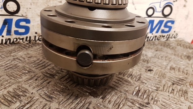 Massey Ferguson 8150, 8160 Front Axle Differential Assy 3429721m91 - Différentiel pour Tracteur agricole: photos 3 Massey Ferguson 8150, 8160 Front Axle Differential Assy 3429721m91 - Différentiel pour Tracteur agricole: photos 3