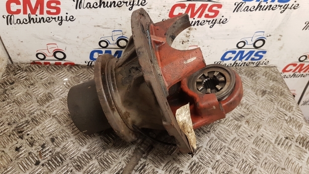 Massey Ferguson 8150, 8160 Front Axle Differential Housing Support 3429929m93 - Différentiel pour Tracteur agricole: photos 1 Massey Ferguson 8150, 8160 Front Axle Differential Housing Support 3429929m93 - Différentiel pour Tracteur agricole: photos 1