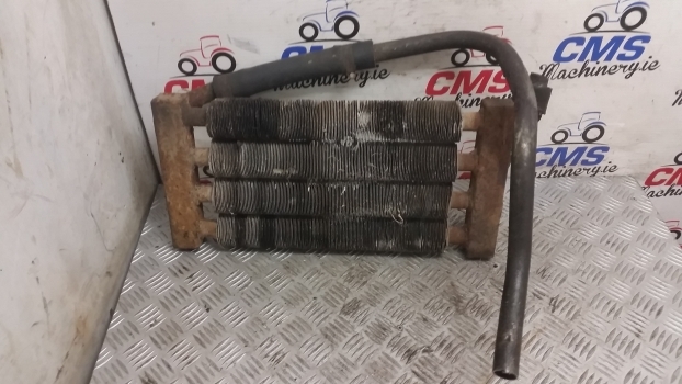 Massey Ferguson Cooler Radiator, Cooler 1462469m91 - Radiateur pour Tracteur agricole: photos 4 Massey Ferguson Cooler Radiator, Cooler 1462469m91 - Radiateur pour Tracteur agricole: photos 4