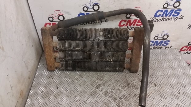 Massey Ferguson Cooler Radiator, Cooler 1462469m91 - Radiateur pour Tracteur agricole: photos 5 Massey Ferguson Cooler Radiator, Cooler 1462469m91 - Radiateur pour Tracteur agricole: photos 5