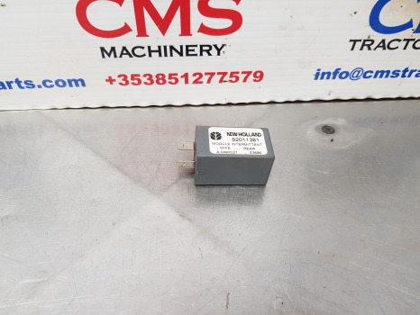 New Holland 8360, 60, M, Tm, Ts, T7 Sereis, Relay Windscreen 82011381 - Relais: photos 1 New Holland 8360, 60, M, Tm, Ts, T7 Sereis, Relay Windscreen 82011381 - Relais: photos 1