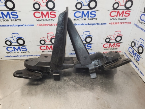 New Holland Case T6, T7, T6000, Maxxum Front Mudguard Hub Kit 87651033, 87651032 - Aile: photos 1 New Holland Case T6, T7, T6000, Maxxum Front Mudguard Hub Kit 87651033, 87651032 - Aile: photos 1