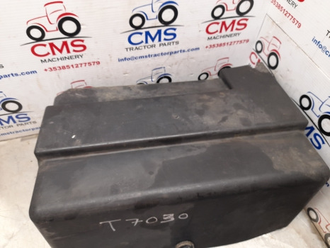 New Holland Case T6000, Tsa, Maxxum, Puma T7030 Battery Cover 87316828, 82032836 - Système électrique pour Machine agricole: photos 4 New Holland Case T6000, Tsa, Maxxum, Puma T7030 Battery Cover 87316828, 82032836 - Système électrique pour Machine agricole: photos 4