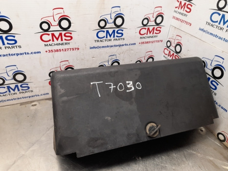 New Holland Case T6000, Tsa, Maxxum, Puma T7030 Battery Cover 87316828, 82032836 - Système électrique pour Machine agricole: photos 1 New Holland Case T6000, Tsa, Maxxum, Puma T7030 Battery Cover 87316828, 82032836 - Système électrique pour Machine agricole: photos 1