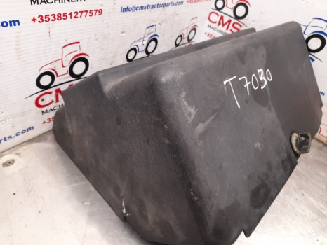 New Holland Case T6000, Tsa, Maxxum, Puma T7030 Battery Cover 87316828, 82032836 - Système électrique pour Machine agricole: photos 2 New Holland Case T6000, Tsa, Maxxum, Puma T7030 Battery Cover 87316828, 82032836 - Système électrique pour Machine agricole: photos 2