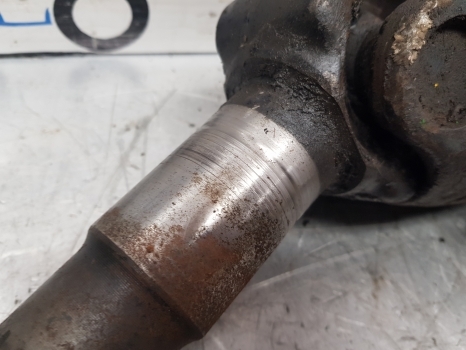 New Holland Fiat F, 90, M, 60 Ser 8360 Front Axle Drive Shaft Rhs 5164795 - Demi arbre pour Tracteur agricole: photos 3 New Holland Fiat F, 90, M, 60 Ser 8360 Front Axle Drive Shaft Rhs 5164795 - Demi arbre pour Tracteur agricole: photos 3