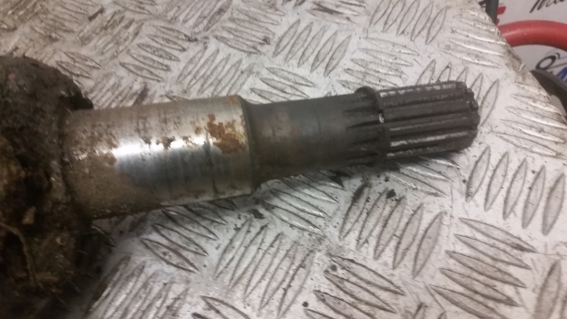 New Holland Ford 35, Ts, L Ts110, Ts115 Front Axle Drive Shaft Right 5166550 - Demi arbre pour Tracteur agricole: photos 4 New Holland Ford 35, Ts, L Ts110, Ts115 Front Axle Drive Shaft Right 5166550 - Demi arbre pour Tracteur agricole: photos 4