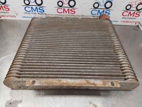 New Holland T4, T5, Td5 Series T5.95 Intercooler 87735935 - Intercooler pour Tracteur agricole: photos 4 New Holland T4, T5, Td5 Series T5.95 Intercooler 87735935 - Intercooler pour Tracteur agricole: photos 4