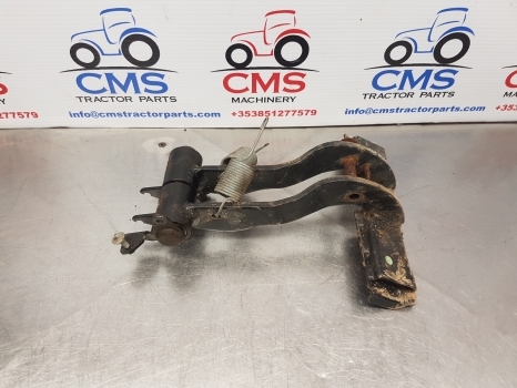New Holland T5.95, T5, Case Farmall, Maxxum Brake Pedal Assy 84467902, 84467901 - Pédale pour Machine agricole: photos 3 New Holland T5.95, T5, Case Farmall, Maxxum Brake Pedal Assy 84467902, 84467901 - Pédale pour Machine agricole: photos 3