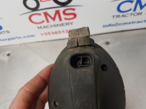 New Holland T5.95, T5, T4 Work Lamp Rhs 84279202 - Lumière/ Éclairage pour Tracteur agricole: photos 3 New Holland T5.95, T5, T4 Work Lamp Rhs 84279202 - Lumière/ Éclairage pour Tracteur agricole: photos 3