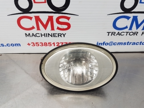 New Holland T5.95, T5, T4 Work Lamp Rhs 84279202 - Lumière/ Éclairage pour Tracteur agricole: photos 1 New Holland T5.95, T5, T4 Work Lamp Rhs 84279202 - Lumière/ Éclairage pour Tracteur agricole: photos 1
