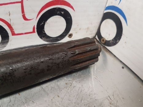 New Holland T6000, T7, Case Puma T7.210 Pto Drive Shaft Rear 87372761 - Demi arbre pour Tracteur agricole: photos 3 New Holland T6000, T7, Case Puma T7.210 Pto Drive Shaft Rear 87372761 - Demi arbre pour Tracteur agricole: photos 3