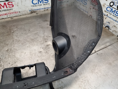New Holland T7.200, T6030, T7.190, T7.195,t6050 Front Grille 87727716, 87727714 - Calandre: photos 5 New Holland T7.200, T6030, T7.190, T7.195,t6050 Front Grille 87727716, 87727714 - Calandre: photos 5