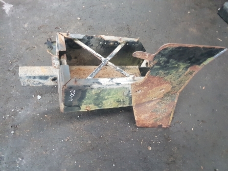 New Holland T7.200, T7.170, T7.185 Battery Box 84402058, 84402062 - Accumulateur pour Tracteur agricole: photos 5 New Holland T7.200, T7.170, T7.185 Battery Box 84402058, 84402062 - Accumulateur pour Tracteur agricole: photos 5