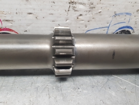 New Holland T7.200, T7.210 Case Puma Rear Axle Sun Shaft Lhs 5165498, 87601793 - Essieu arrière pour Tracteur agricole: photos 3 New Holland T7.200, T7.210 Case Puma Rear Axle Sun Shaft Lhs 5165498, 87601793 - Essieu arrière pour Tracteur agricole: photos 3