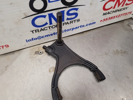 New Holland T7 Case Puma Lwb T7040 Pto Control Fork 87592700 - Transmission: photos 2 New Holland T7 Case Puma Lwb T7040 Pto Control Fork 87592700 - Transmission: photos 2