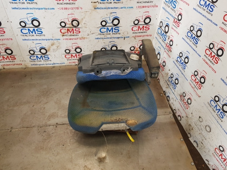 New Holland T7030, T7000, T7040, T7050, Driver Seat Assy Parts Only 87646744 - Siège pour Machine agricole: photos 1 New Holland T7030, T7000, T7040, T7050, Driver Seat Assy Parts Only 87646744 - Siège pour Machine agricole: photos 1