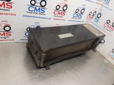 New Holland T7030, Tsa, T6000, T7000 Cab Air Conditioning Heater Box 82036400 - Pièce de climatisation: photos 2 New Holland T7030, Tsa, T6000, T7000 Cab Air Conditioning Heater Box 82036400 - Pièce de climatisation: photos 2