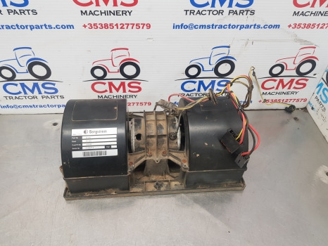 New Holland T7040, T6, T7, T6000 Series T7.200 Cab Fan Blower 519703 - Pièce de climatisation: photos 2 New Holland T7040, T6, T7, T6000 Series T7.200 Cab Fan Blower 519703 - Pièce de climatisation: photos 2
