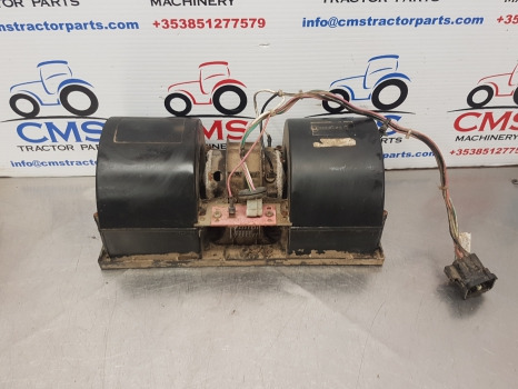 New Holland T7040, T6, T7, T6000 Series T7.200 Cab Fan Blower 87663947 - Pièce de climatisation: photos 1 New Holland T7040, T6, T7, T6000 Series T7.200 Cab Fan Blower 87663947 - Pièce de climatisation: photos 1