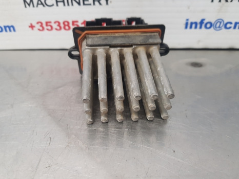 New Holland T7040, T7, T7000 Blower Motor Resistor Bosch 87306706, B10552 - Pièce de climatisation: photos 4 New Holland T7040, T7, T7000 Blower Motor Resistor Bosch 87306706, B10552 - Pièce de climatisation: photos 4