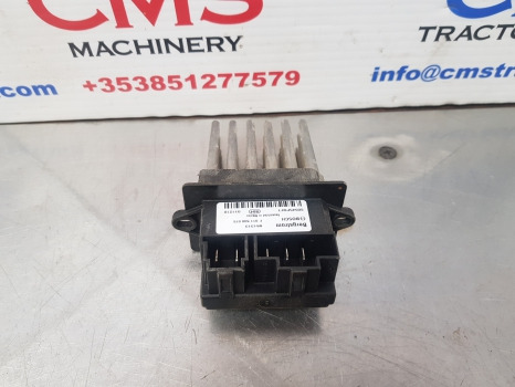 New Holland T7040, T7, T7000 Blower Motor Resistor Bosch 87306706, B10552 - Pièce de climatisation: photos 1 New Holland T7040, T7, T7000 Blower Motor Resistor Bosch 87306706, B10552 - Pièce de climatisation: photos 1