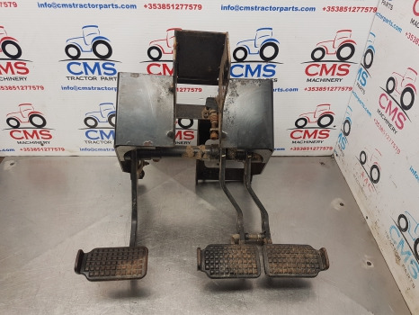 New Holland T7040, Tsa Brake, Clutch Pedal Kit 87547108, 87547109, 87566904 - Embrayage et pièces pour Machine agricole: photos 2 New Holland T7040, Tsa Brake, Clutch Pedal Kit 87547108, 87547109, 87566904 - Embrayage et pièces pour Machine agricole: photos 2