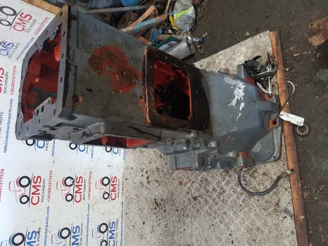 New Holland Tm, 60 Transmission Housing 5164693, 5181429, 5183646, 47125543 - Boîte de vitesse: photos 1 New Holland Tm, 60 Transmission Housing 5164693, 5181429, 5183646, 47125543 - Boîte de vitesse: photos 1