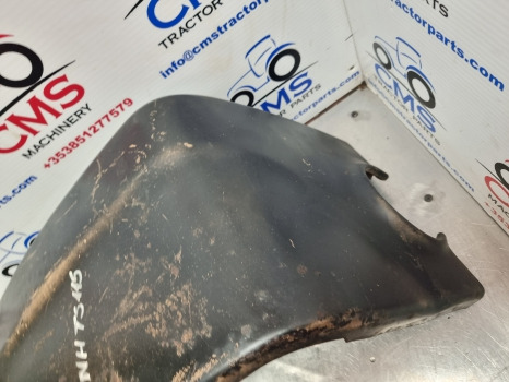 New Holland Ts115 Bonnet Top Panel 82015423 - Carrosserie et extérieur: photos 4 New Holland Ts115 Bonnet Top Panel 82015423 - Carrosserie et extérieur: photos 4