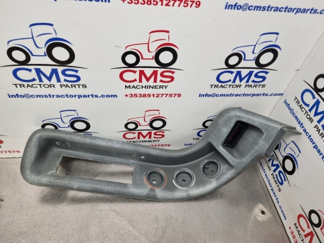 New Holland Ts115, Tm115, Tm125, Ts90 Air Conditioning Panel 82011639, 82034494 - Cabine et intérieur: photos 2 New Holland Ts115, Tm115, Tm125, Ts90 Air Conditioning Panel 82011639, 82034494 - Cabine et intérieur: photos 2