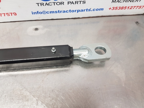 New Holland Tm, 60, Fiat M Series Lift Rod Assembly 82014061, 82028081, 82014062 - Pièces de rechange pour Tracteur agricole: photos 2 New Holland Tm, 60, Fiat M Series Lift Rod Assembly 82014061, 82028081, 82014062 - Pièces de rechange pour Tracteur agricole: photos 2