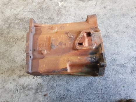Same Lamborghini 100.6 Transmission Housing 0.009.7801.0/32, 0.009.7801.0/40 - Transmission pour Tracteur agricole: photos 3 Same Lamborghini 100.6 Transmission Housing 0.009.7801.0/32, 0.009.7801.0/40 - Transmission pour Tracteur agricole: photos 3