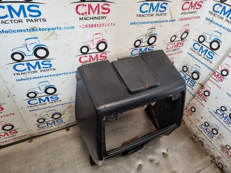 Valtra 6300, 5400, 6000, 8000 Nose Cone Panel V31812020, V32023200 - Carrosserie et extérieur: photos 2 Valtra 6300, 5400, 6000, 8000 Nose Cone Panel V31812020, V32023200 - Carrosserie et extérieur: photos 2
