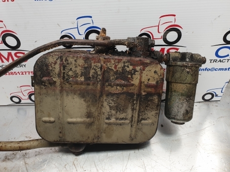 Zetor 8011 Power Steering Oil Tank And Filter 531980278010, 80.272.901 - Commande de gouvernail pour Tracteur agricole: photos 2 Zetor 8011 Power Steering Oil Tank And Filter 531980278010, 80.272.901 - Commande de gouvernail pour Tracteur agricole: photos 2