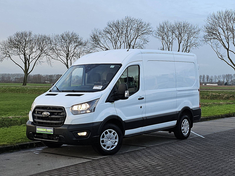 Ford Transit 2.0 L2H2 Navi 130Pk AC! - Fourgonnette: photos 2 Ford Transit 2.0 L2H2 Navi 130Pk AC! - Fourgonnette: photos 2