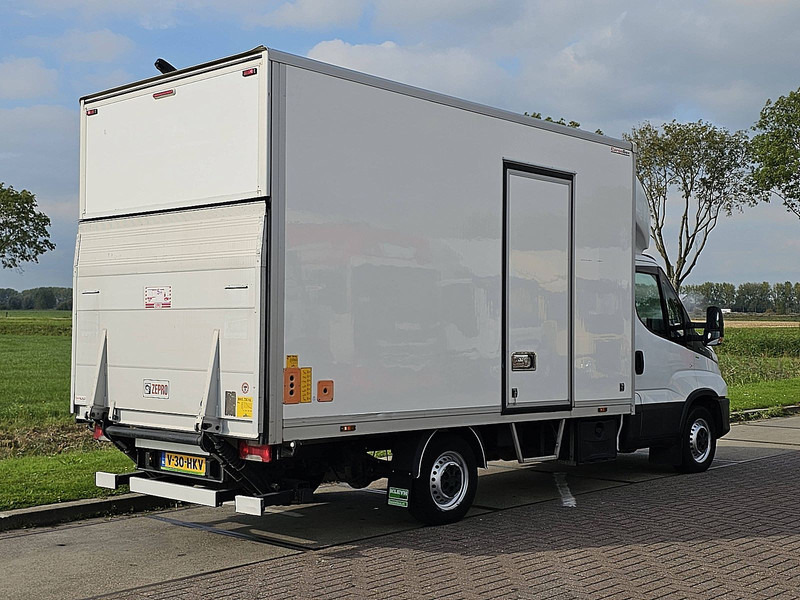 Iveco Daily 35 S 14 clima EURO6 - Fourgon utilitaire: photos 3 Iveco Daily 35 S 14 clima EURO6 - Fourgon utilitaire: photos 3