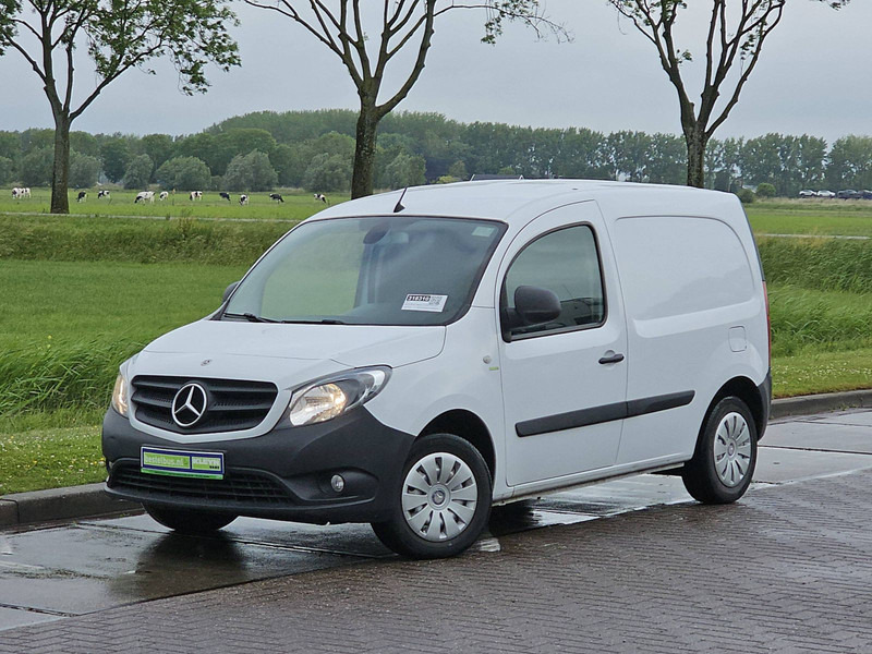 Mercedes-Benz Citan 109 CDI LONG PRO - Fourgon: photos 2 Mercedes-Benz Citan 109 CDI LONG PRO - Fourgon: photos 2