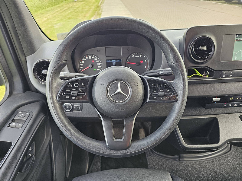 Fourgon utilitaire Mercedes-Benz Sprinter 315 L3H2 Mbux + Navi!: photos 11 Fourgon utilitaire Mercedes-Benz Sprinter 315 L3H2 Mbux + Navi!: photos 11