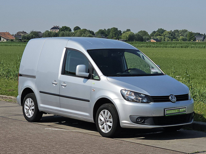 Volkswagen Caddy 1.6 L1 Airco MF-Stuur! - Fourgonnette: photos 4 Volkswagen Caddy 1.6 L1 Airco MF-Stuur! - Fourgonnette: photos 4