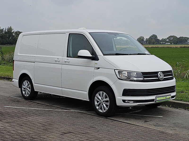 Volkswagen Transporter 2.0 TDI 102Pk Lm-Velgen NAP! - Fourgonnette: photos 4 Volkswagen Transporter 2.0 TDI 102Pk Lm-Velgen NAP! - Fourgonnette: photos 4