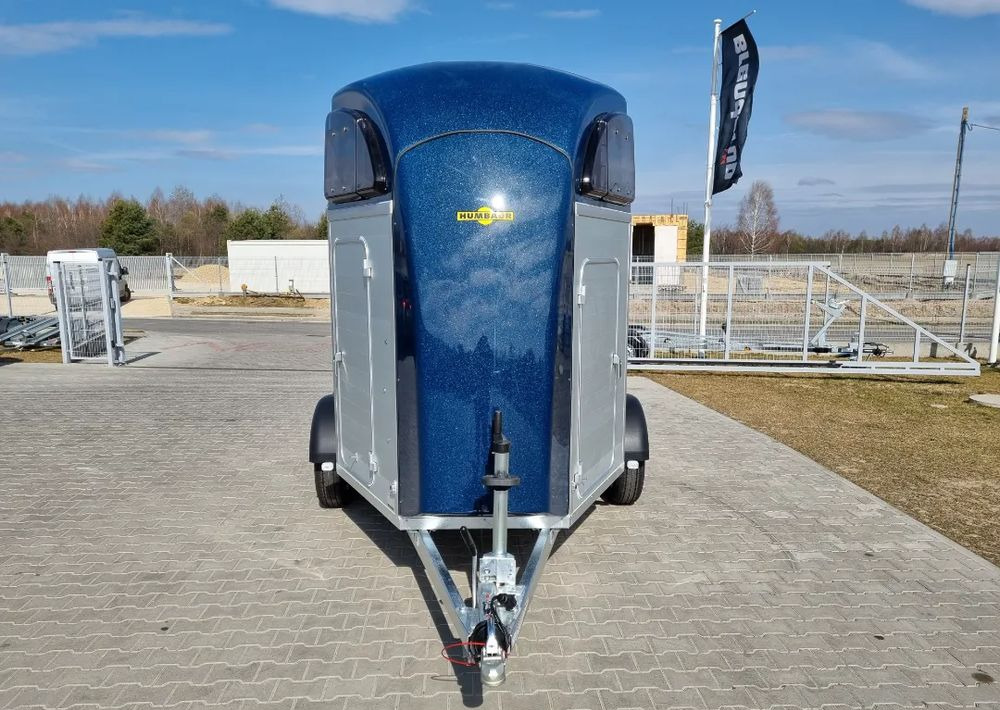 HUMBAUR Humbaur Xanthos Aero 2400 - Van chevaux: photos 5 HUMBAUR Humbaur Xanthos Aero 2400 - Van chevaux: photos 5