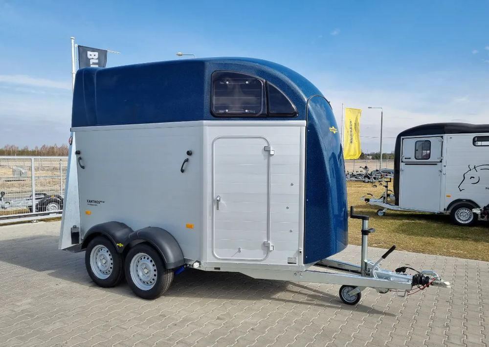 HUMBAUR Humbaur Xanthos Aero 2400 - Van chevaux: photos 1 HUMBAUR Humbaur Xanthos Aero 2400 - Van chevaux: photos 1