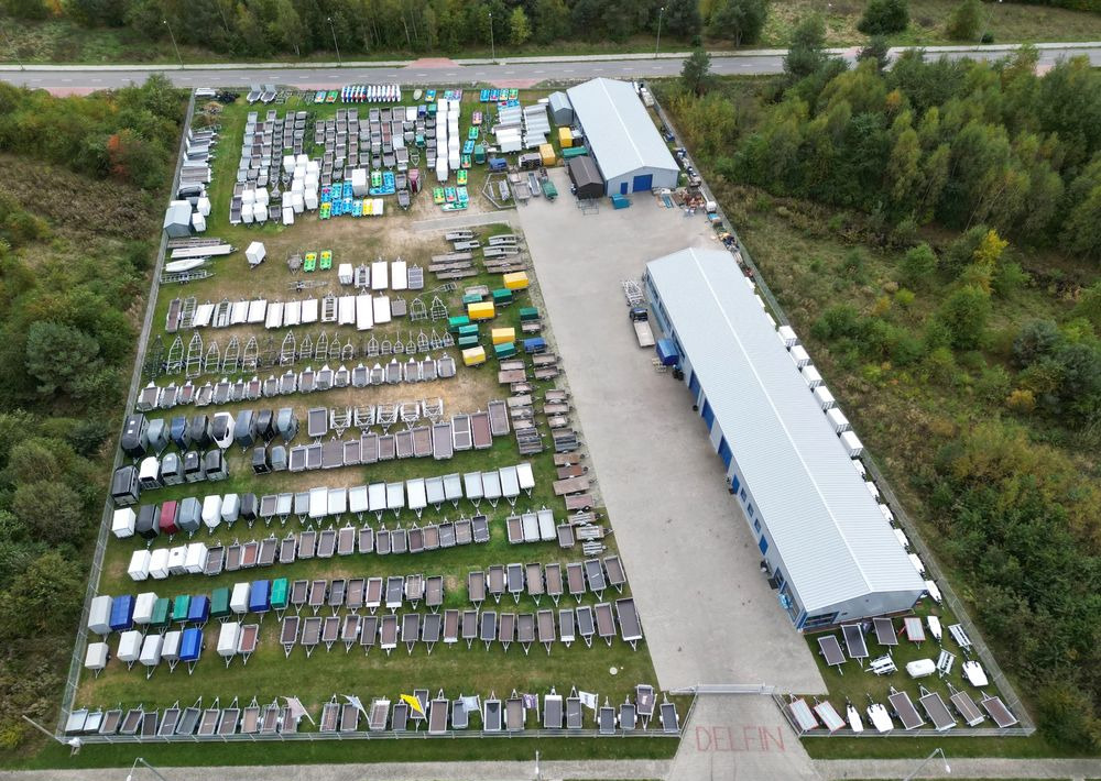 Lorries PL35-8521 laweta na dwa auta 3500kg wypełnienie podłogi ALU 3 osie - Remorque porte-voitures: photos 5 Lorries PL35-8521 laweta na dwa auta 3500kg wypełnienie podłogi ALU 3 osie - Remorque porte-voitures: photos 5