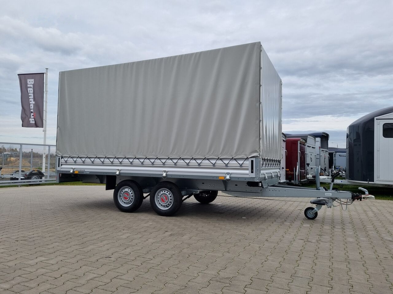 Stema SH O2 27-40-20.2 hamowana box trailer with brake 2.7T GVW - Remorque plateau: photos 2 Stema SH O2 27-40-20.2 hamowana box trailer with brake 2.7T GVW - Remorque plateau: photos 2