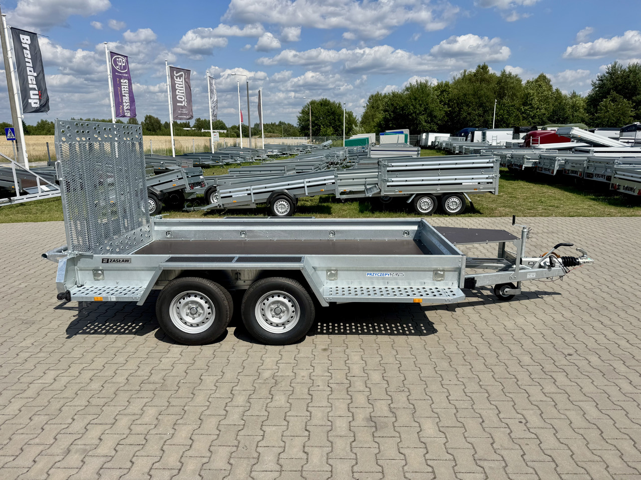 ZASŁAW MK350TH - Remorque porte engin: photos 2 ZASŁAW MK350TH - Remorque porte engin: photos 2