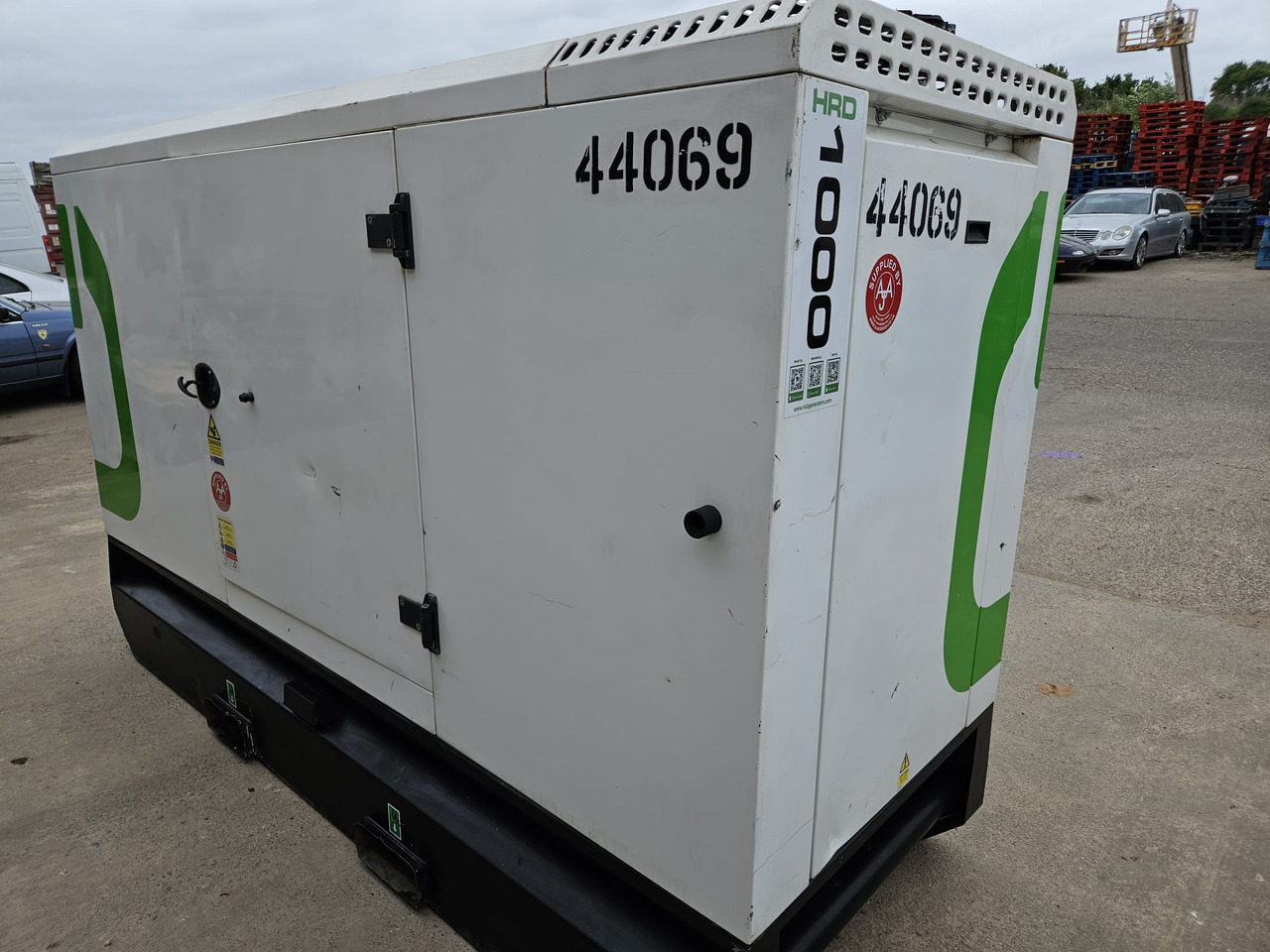 HGI 100KVA PERKINS GENERATOR DIESEL SILENT RENTAL SPECIFICATION HGI 100KVA PERKINS GENERATOR DIESEL SILENT RENTAL SPECIFICATION - Groupe électrogène: photos 5 HGI 100KVA PERKINS GENERATOR DIESEL SILENT RENTAL SPECIFICATION HGI 100KVA PERKINS GENERATOR DIESEL SILENT RENTAL SPECIFICATION - Groupe électrogène: photos 5